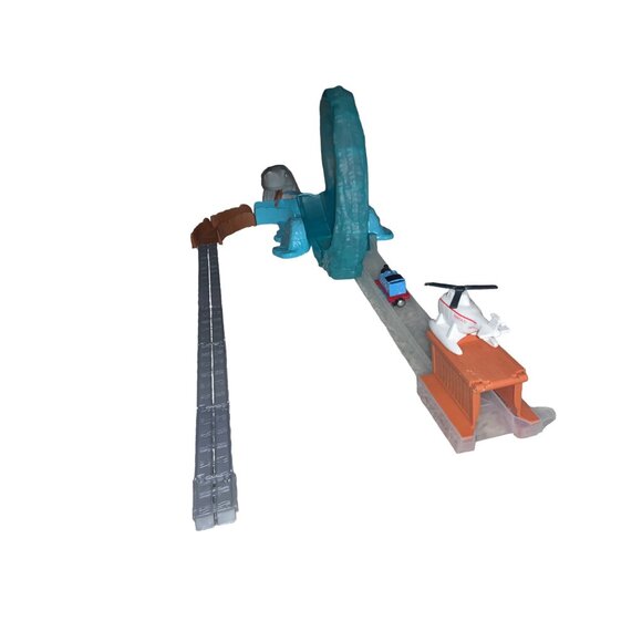 Fisher Price Thomas & Friends Adventures Shark Escape - Picture 13 of 16